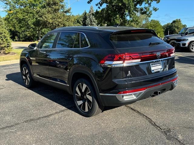 new 2024 Volkswagen Atlas Cross Sport car, priced at $46,079