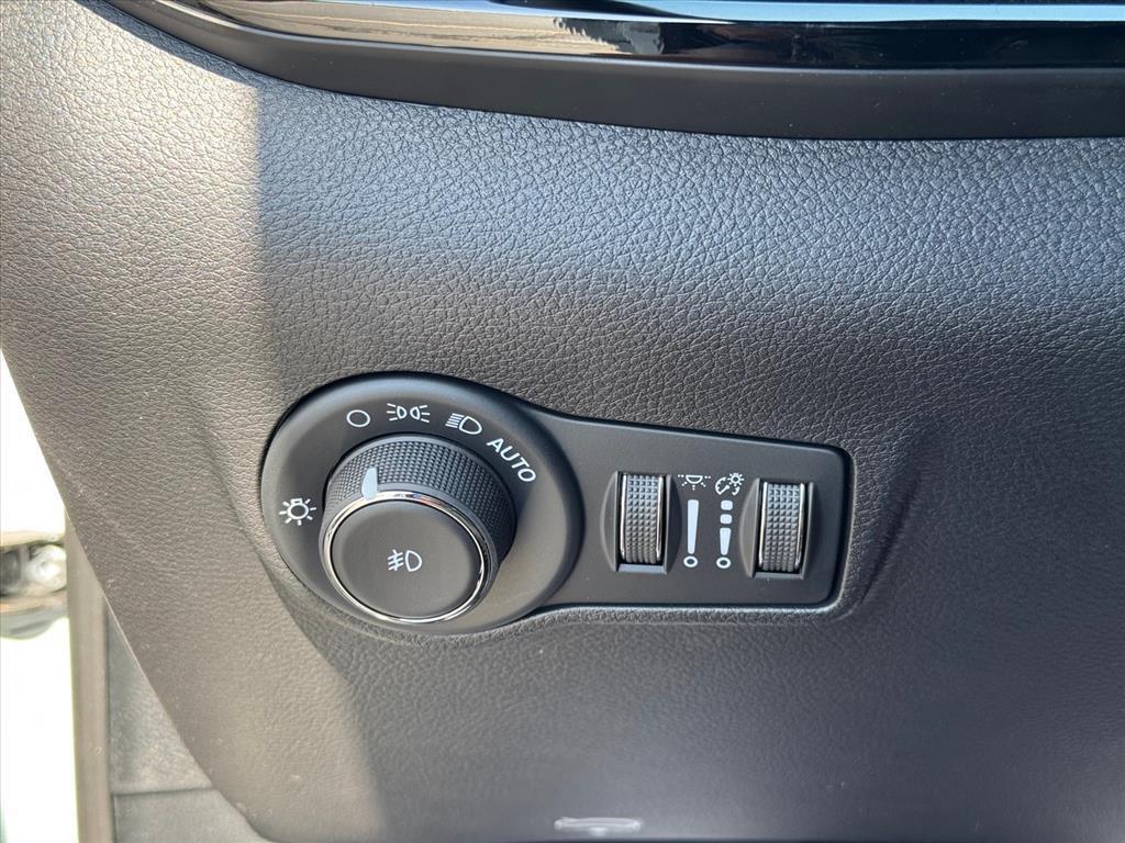 new 2026 Jeep Compass car, priced at $30,507