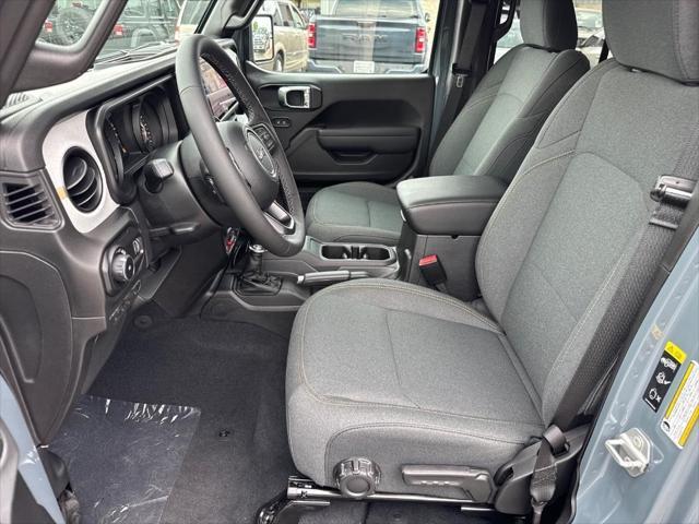 new 2025 Jeep Wrangler car, priced at $51,337