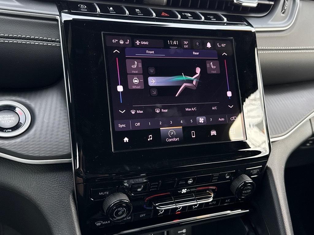 new 2025 Jeep Grand Cherokee L car, priced at $43,641