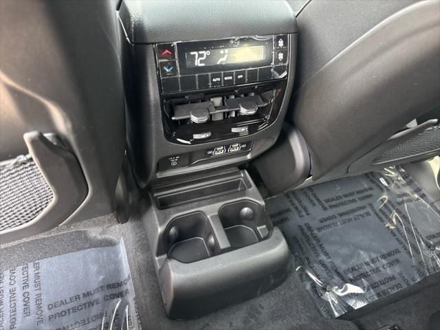 new 2025 Jeep Grand Cherokee L car, priced at $44,087