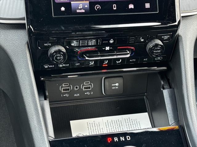 new 2025 Jeep Grand Cherokee L car, priced at $44,087