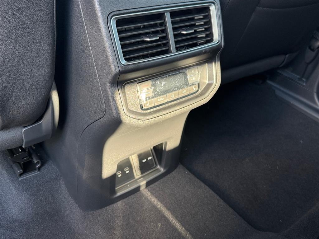 new 2026 Volkswagen Atlas car, priced at $56,711
