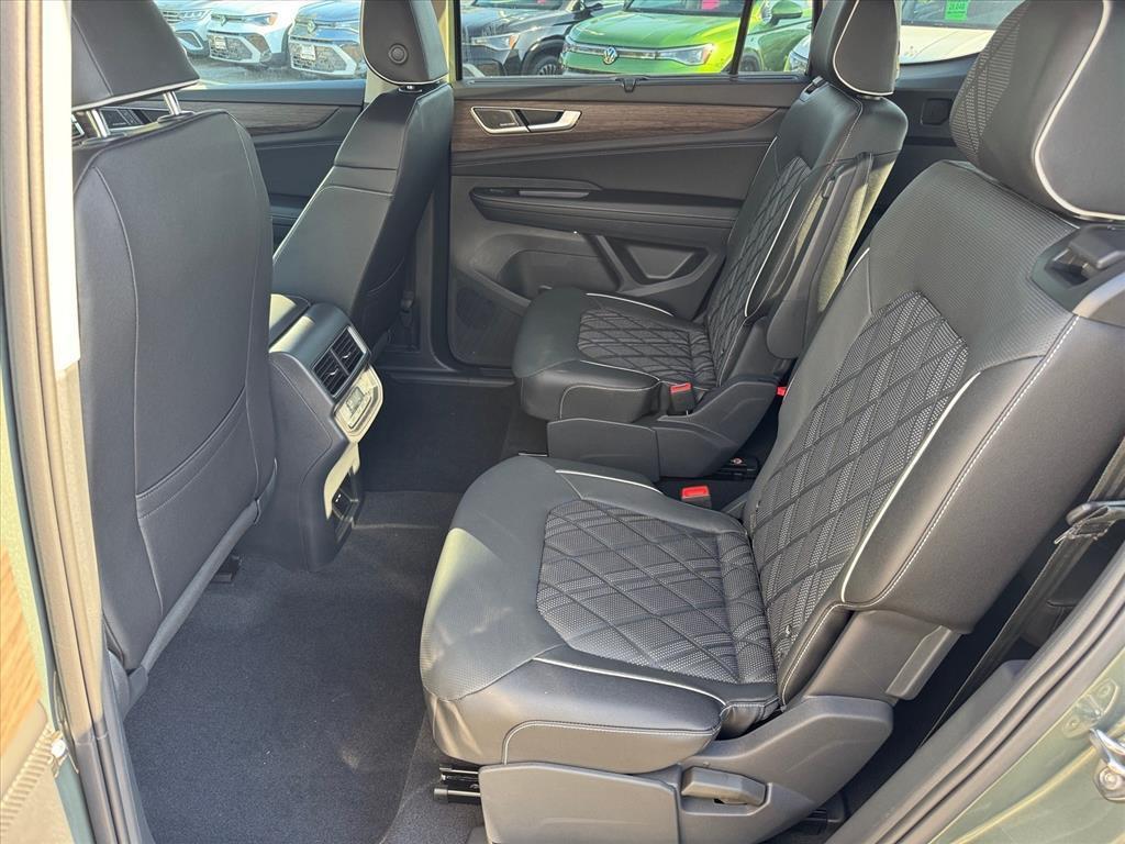 new 2026 Volkswagen Atlas car, priced at $56,711