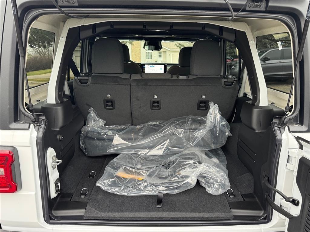 new 2026 Jeep Wrangler car, priced at $51,681