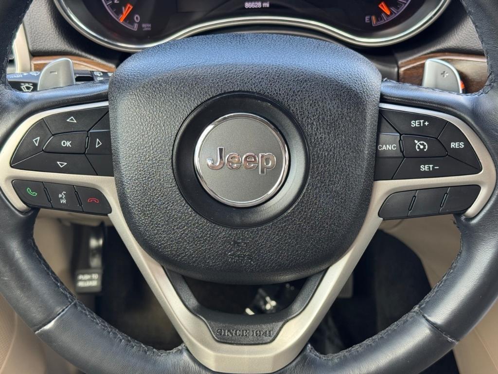 used 2015 Jeep Grand Cherokee car, priced at $13,995