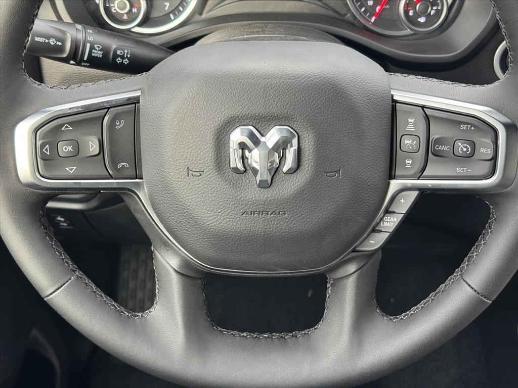 new 2025 Ram 1500 car, priced at $44,982