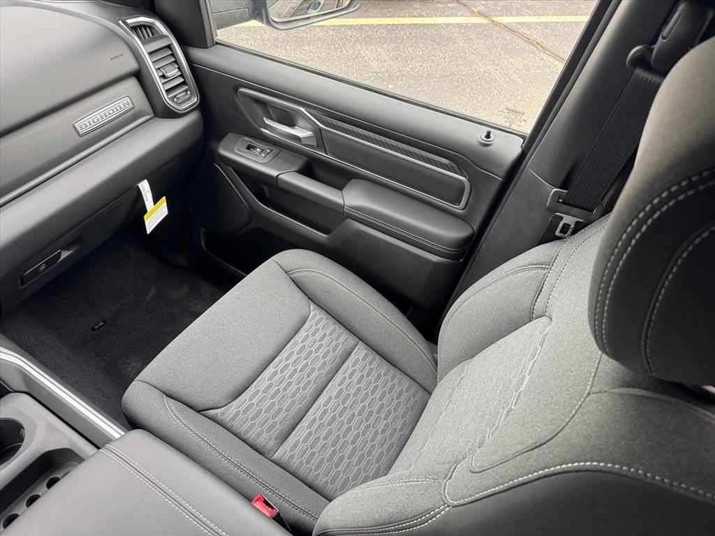 new 2025 Ram 1500 car, priced at $44,982