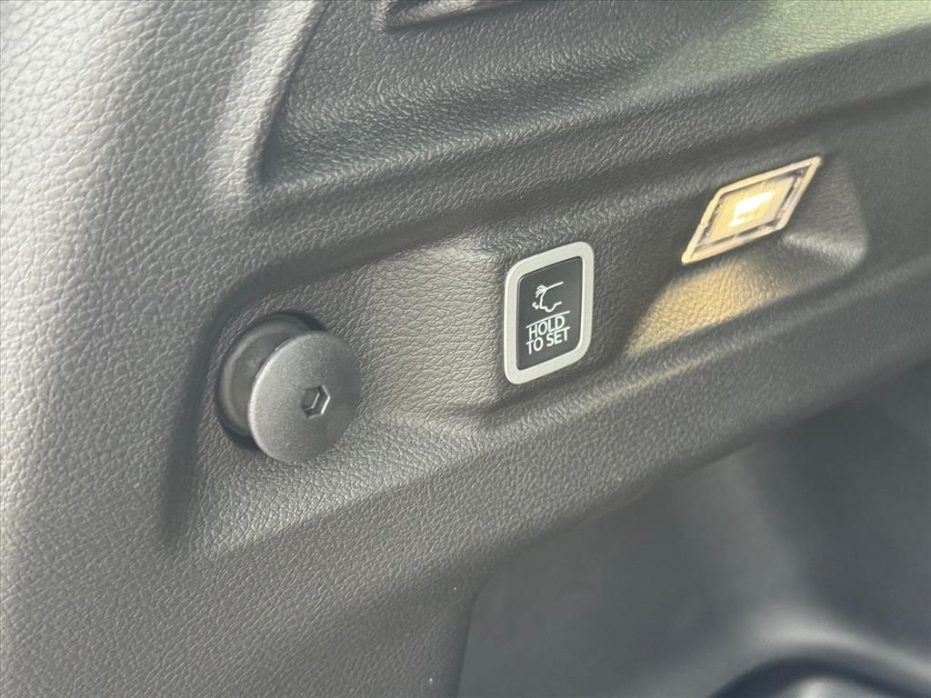 new 2025 Jeep Grand Cherokee L car, priced at $49,872