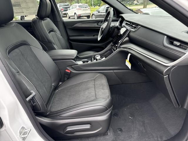 used 2024 Jeep Grand Cherokee car, priced at $38,995