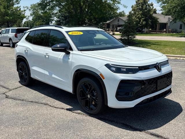 new 2025 Volkswagen Tiguan car, priced at $37,504