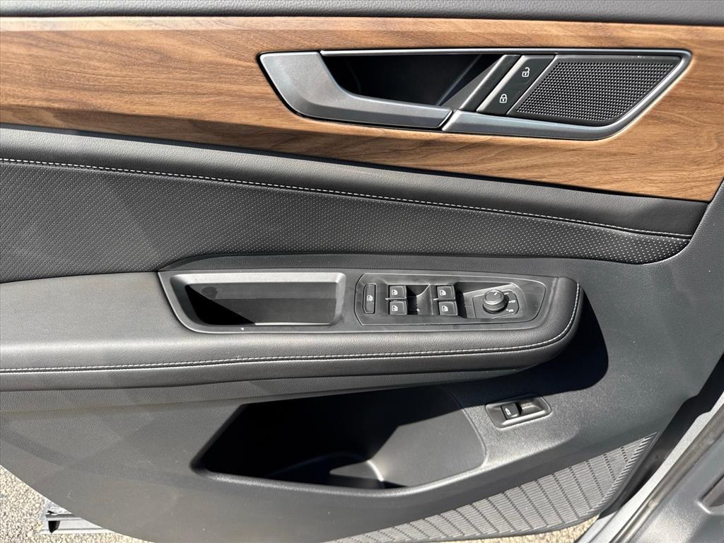 new 2026 Volkswagen Atlas car, priced at $47,875