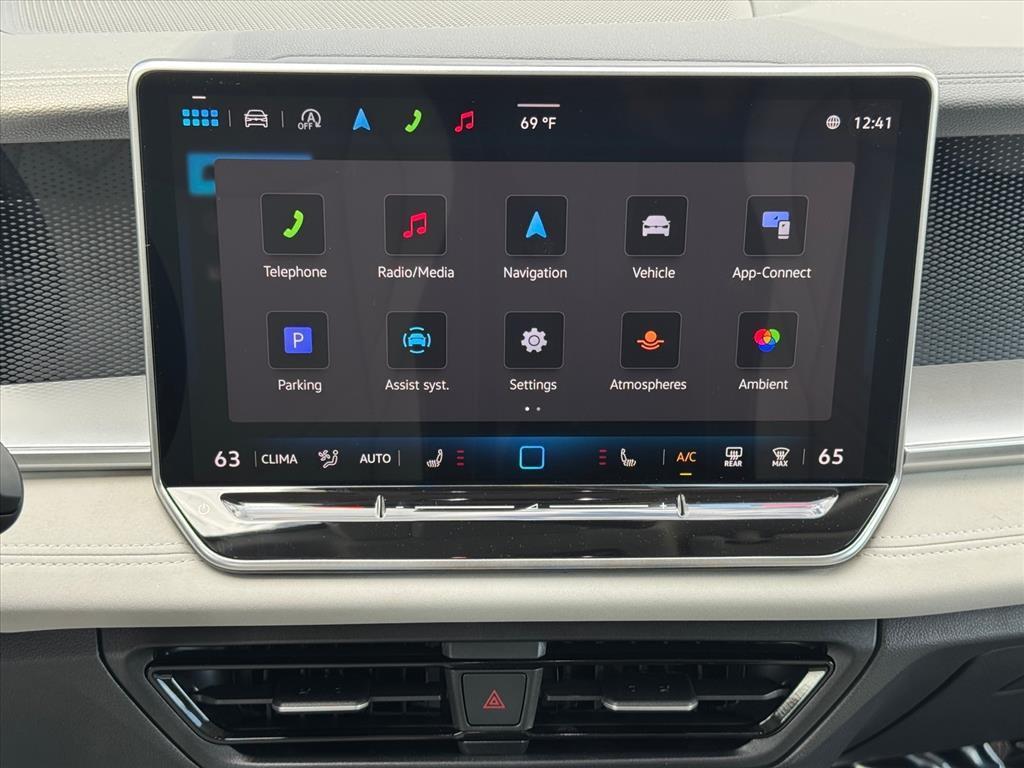 new 2025 Volkswagen Tiguan car, priced at $33,214