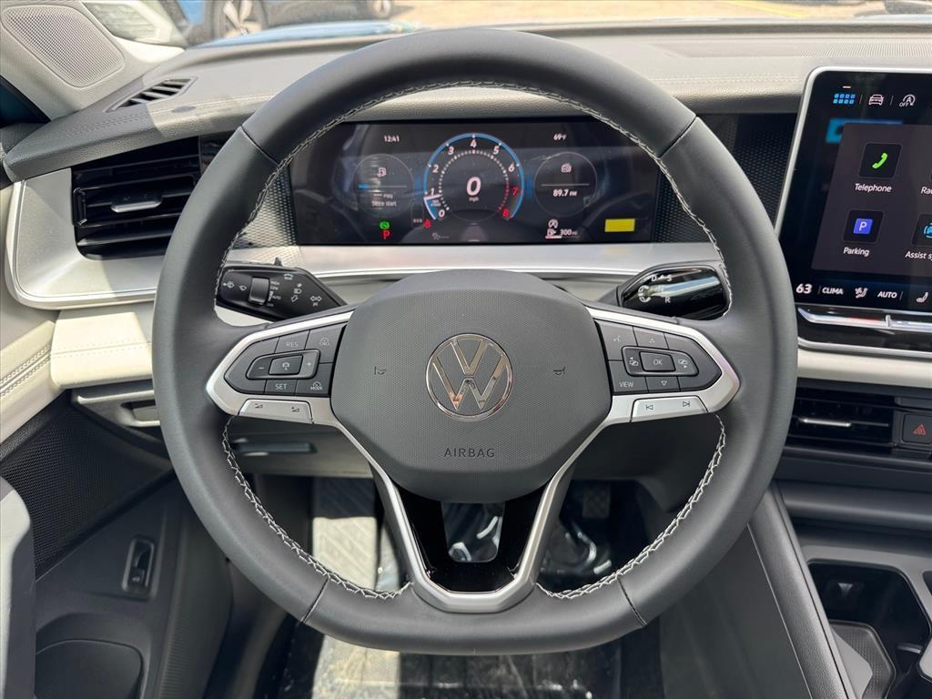 new 2025 Volkswagen Tiguan car, priced at $33,214
