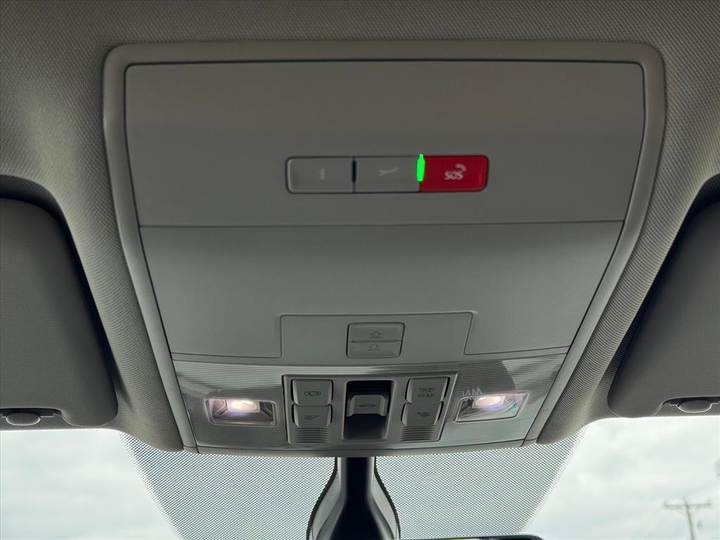 used 2022 Volkswagen Atlas car, priced at $30,912