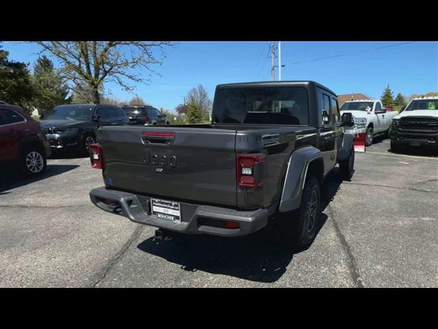 new 2024 Jeep Gladiator car, priced at $44,734