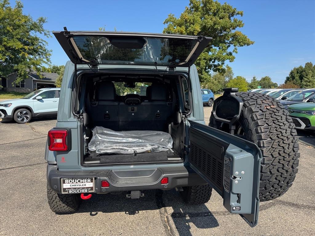 new 2025 Jeep Wrangler car, priced at $63,192