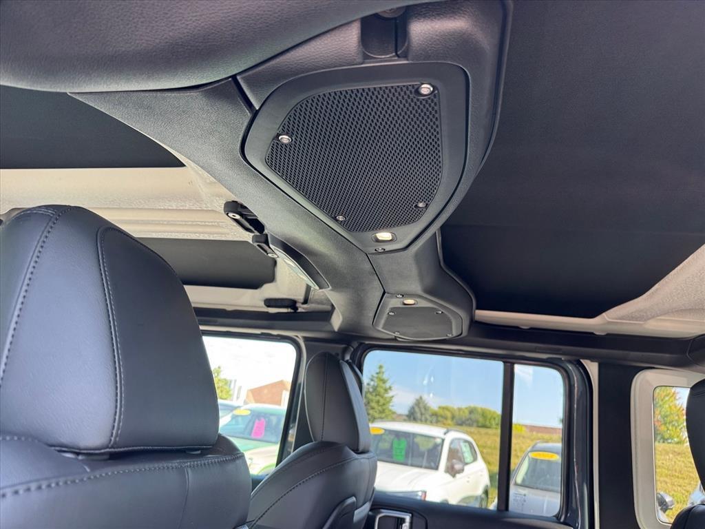 new 2025 Jeep Wrangler car, priced at $63,192