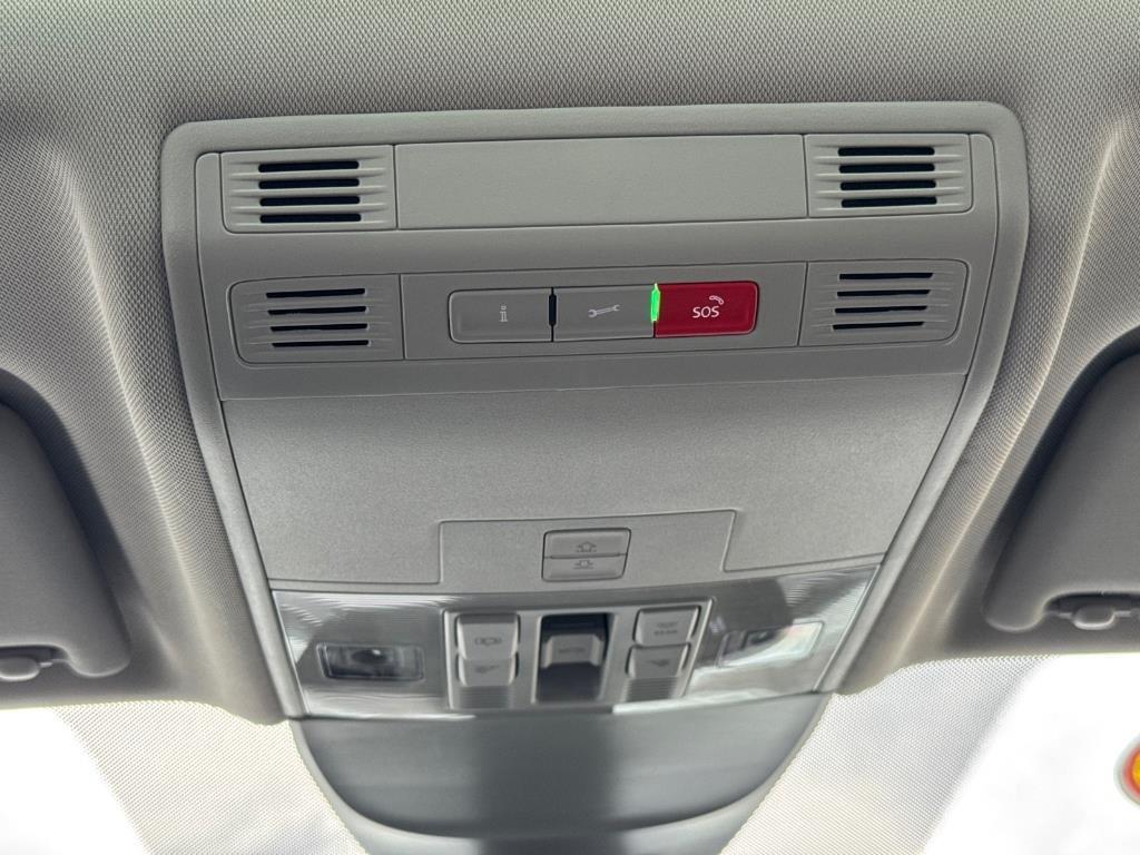 new 2025 Volkswagen Taos car, priced at $31,009