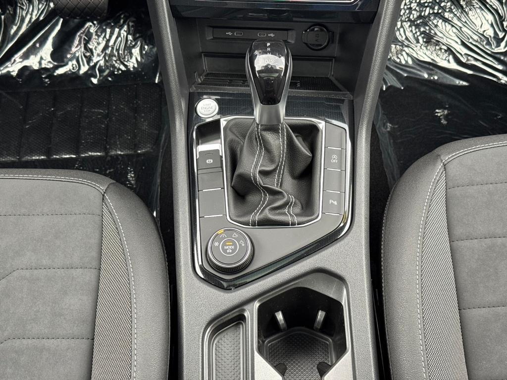 new 2025 Volkswagen Taos car, priced at $31,009