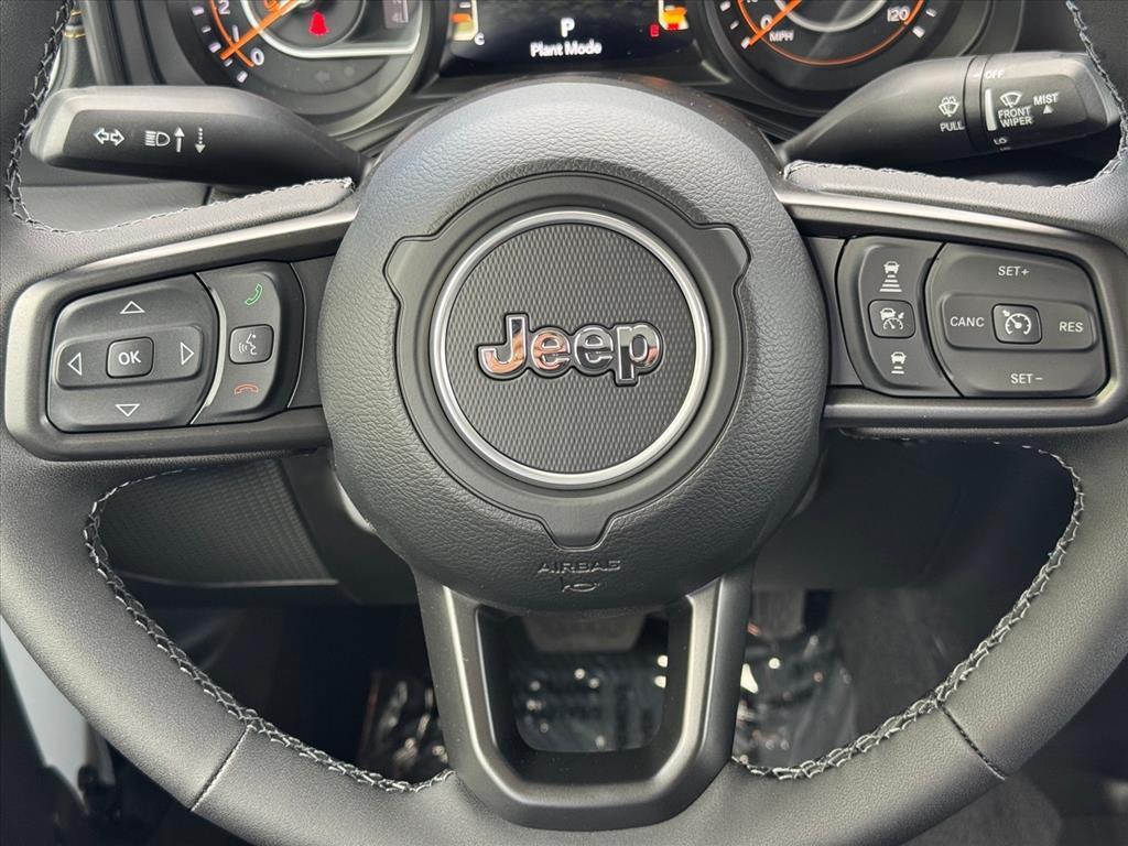 new 2025 Jeep Gladiator car, priced at $46,829