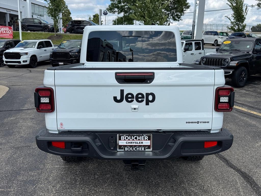new 2025 Jeep Gladiator car, priced at $46,829