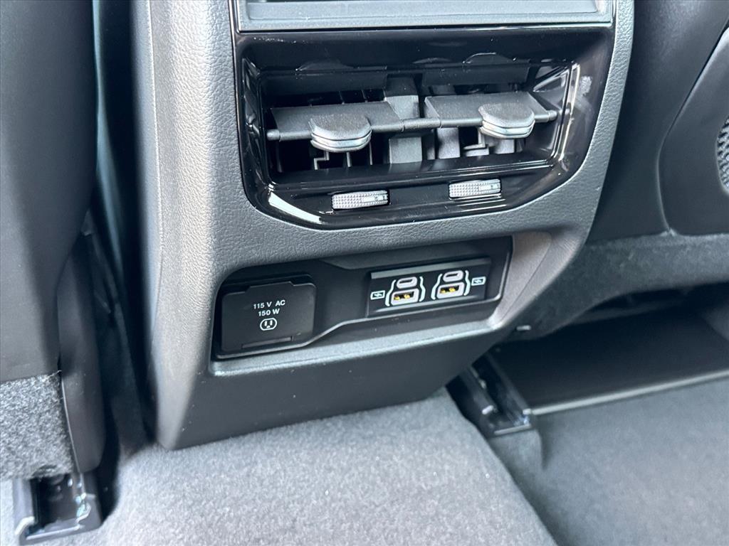 new 2025 Jeep Grand Cherokee car, priced at $44,409