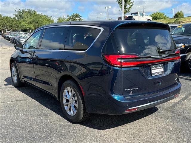 new 2024 Chrysler Pacifica car, priced at $41,635