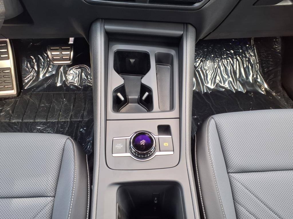 new 2025 Volkswagen Tiguan car, priced at $37,794