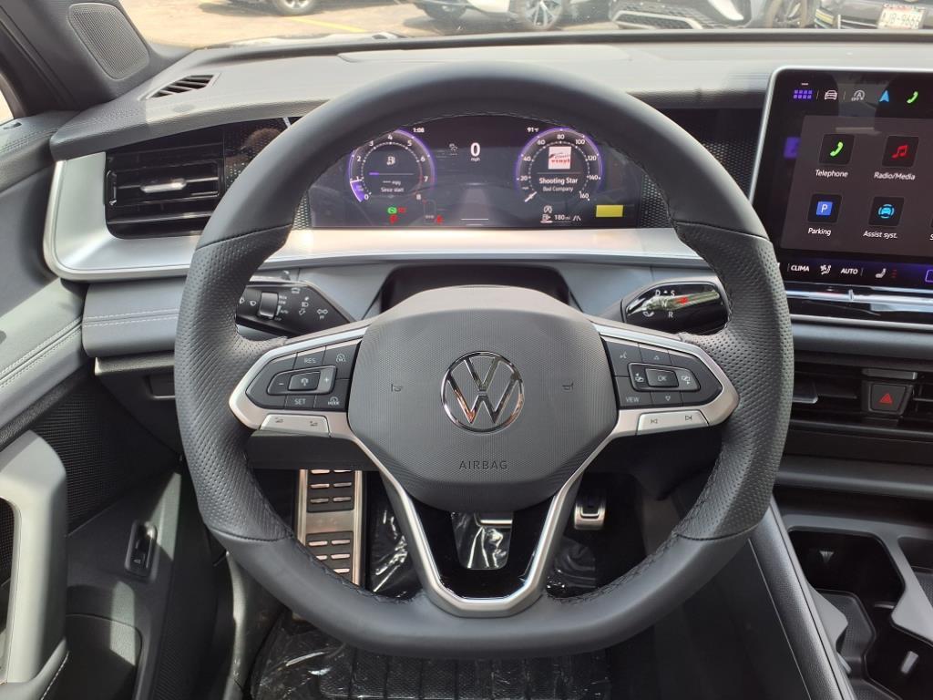 new 2025 Volkswagen Tiguan car, priced at $37,794