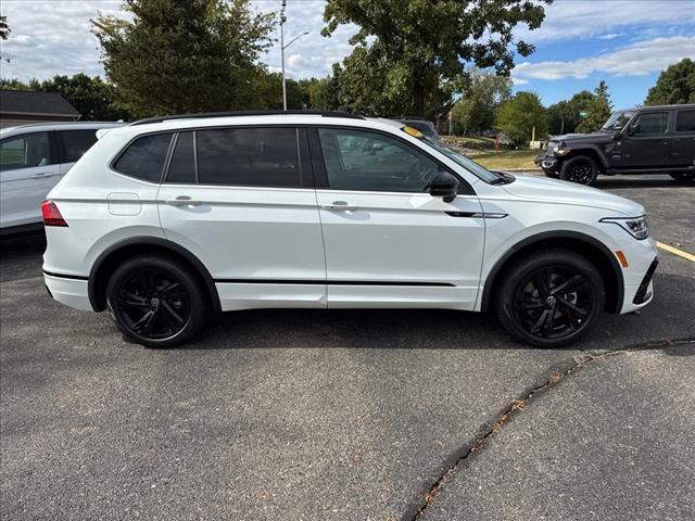 new 2024 Volkswagen Tiguan car, priced at $34,153