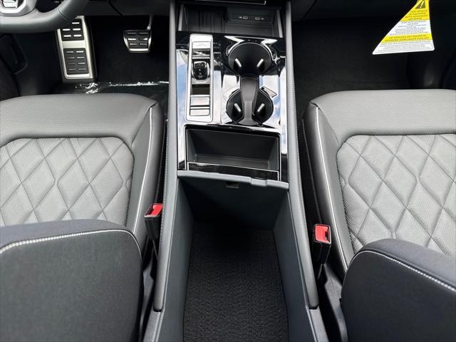 new 2025 Volkswagen Atlas car, priced at $50,749