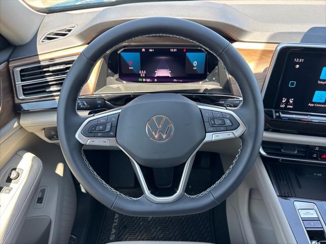 new 2025 Volkswagen Atlas car, priced at $43,443