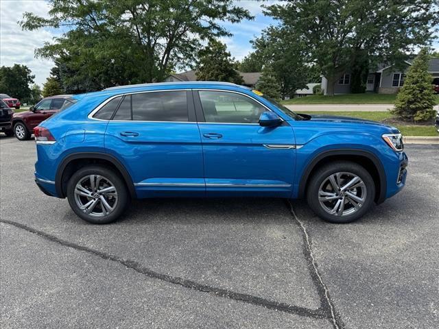 new 2024 Volkswagen Atlas Cross Sport car, priced at $47,627