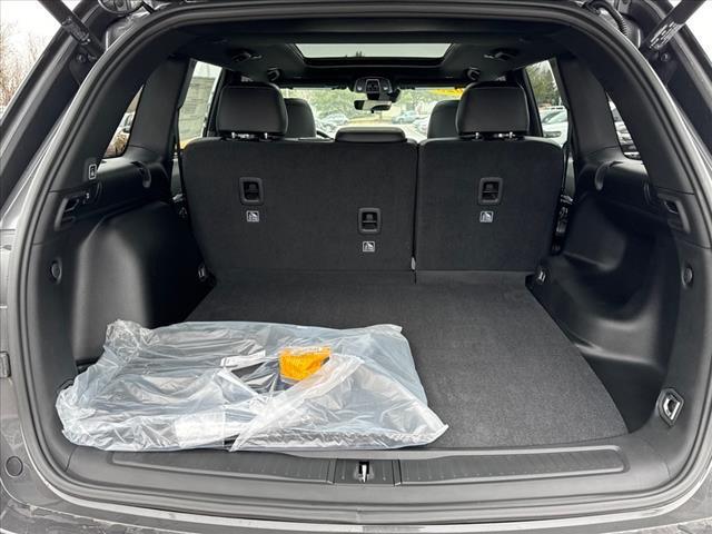 new 2025 Jeep Grand Cherokee car, priced at $49,203