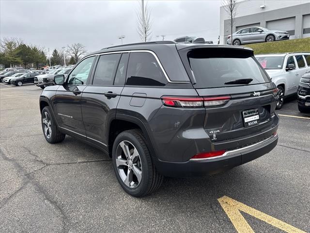 new 2025 Jeep Grand Cherokee car, priced at $49,203