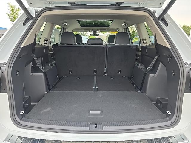 new 2025 Volkswagen Atlas car, priced at $53,386