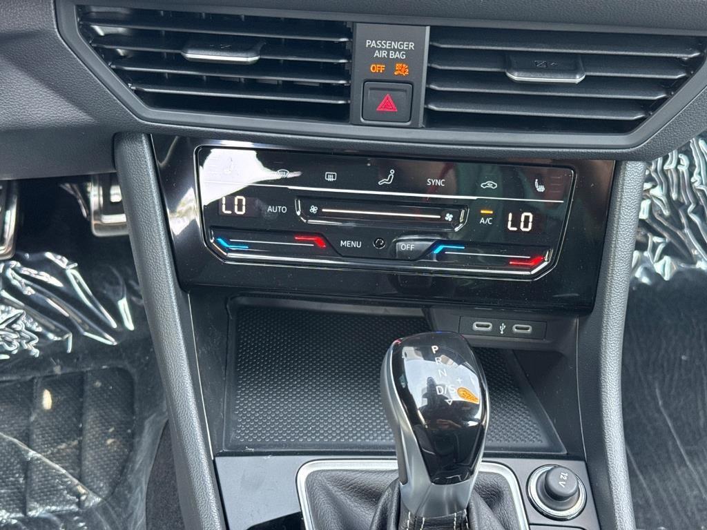 new 2025 Volkswagen Jetta car, priced at $24,780