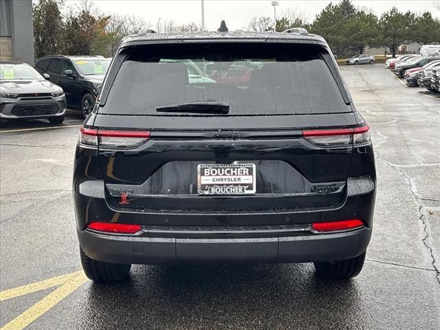 new 2025 Jeep Grand Cherokee car, priced at $48,698