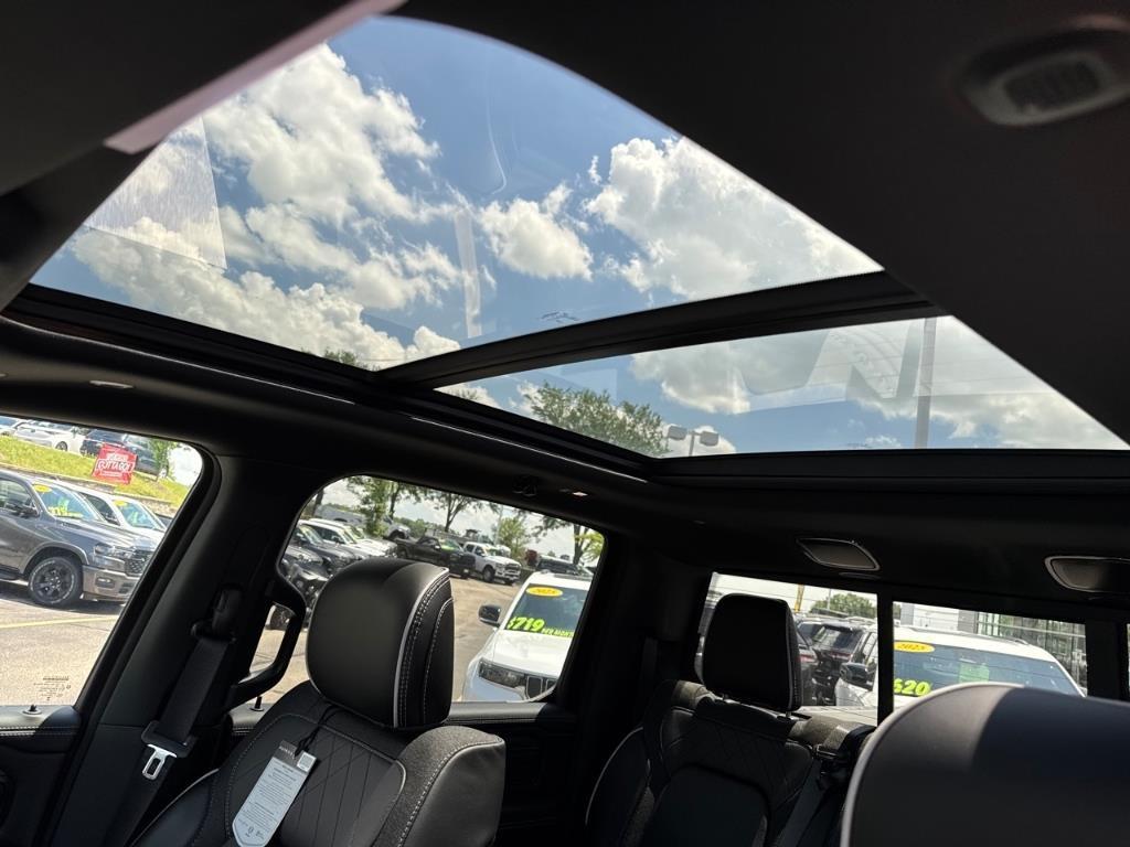 new 2025 Ram 1500 car, priced at $71,995