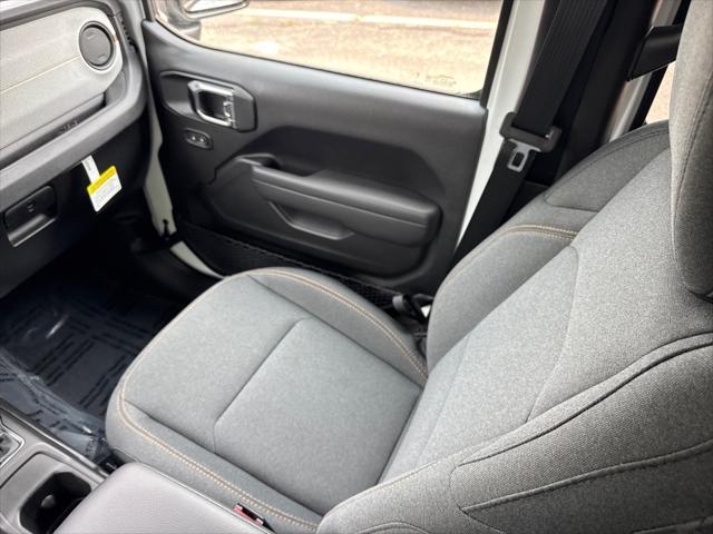 new 2025 Jeep Wrangler car, priced at $50,840