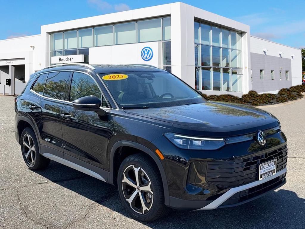 new 2025 Volkswagen Tiguan car, priced at $35,026