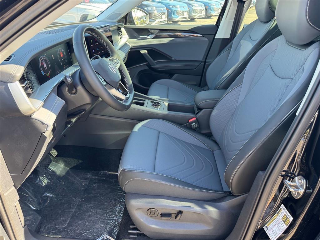 new 2025 Volkswagen Tiguan car, priced at $35,026