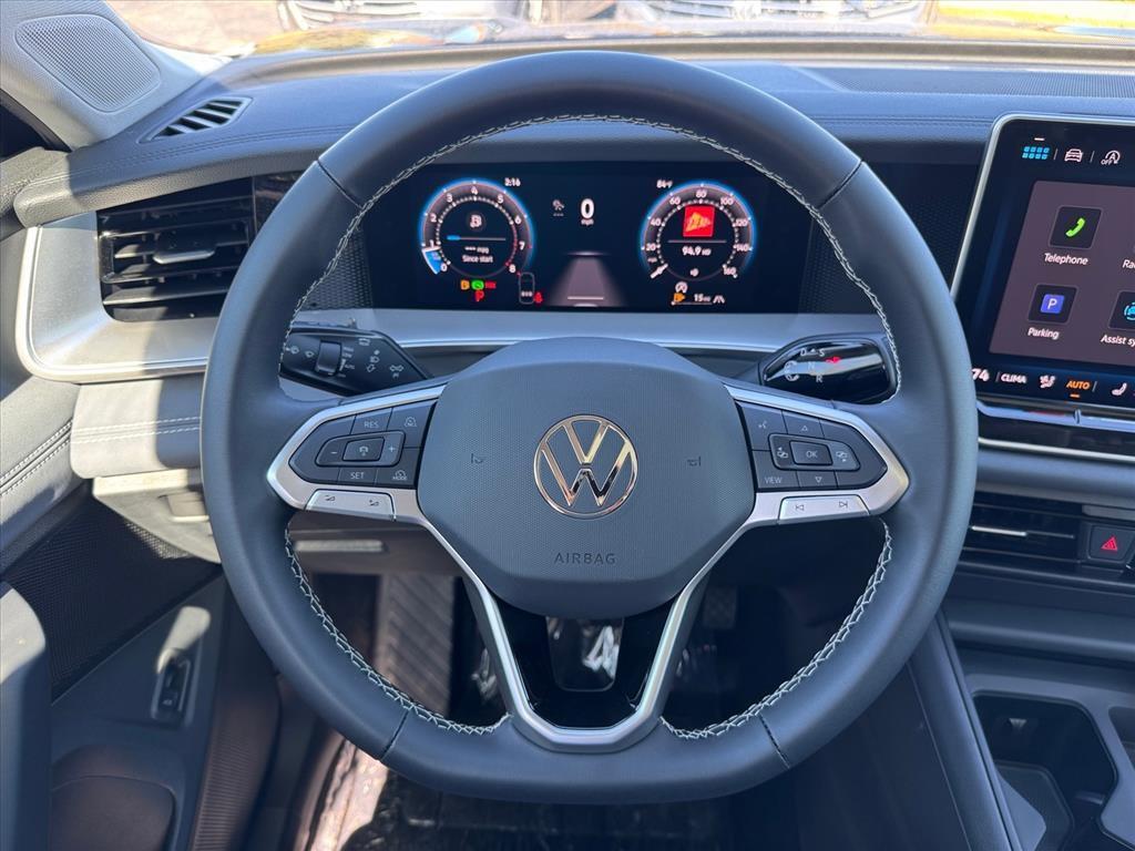 new 2025 Volkswagen Tiguan car, priced at $35,026