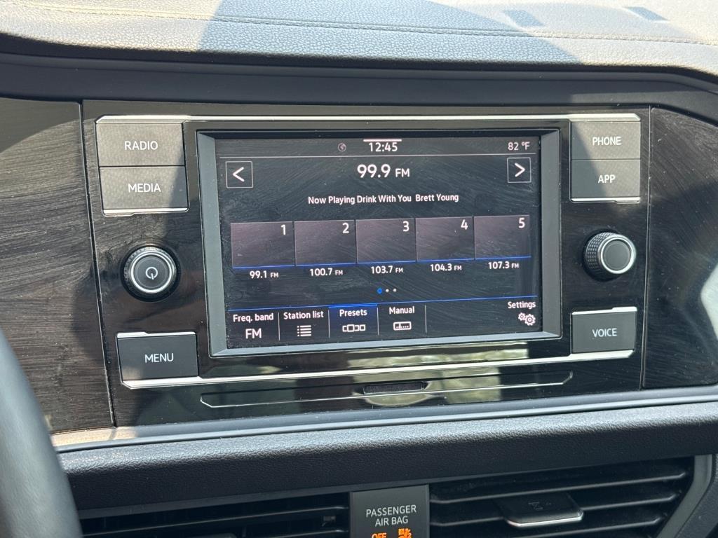 used 2024 Volkswagen Jetta car, priced at $21,000