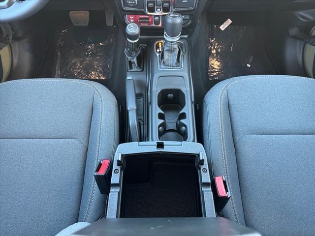 new 2025 Jeep Wrangler car, priced at $51,562