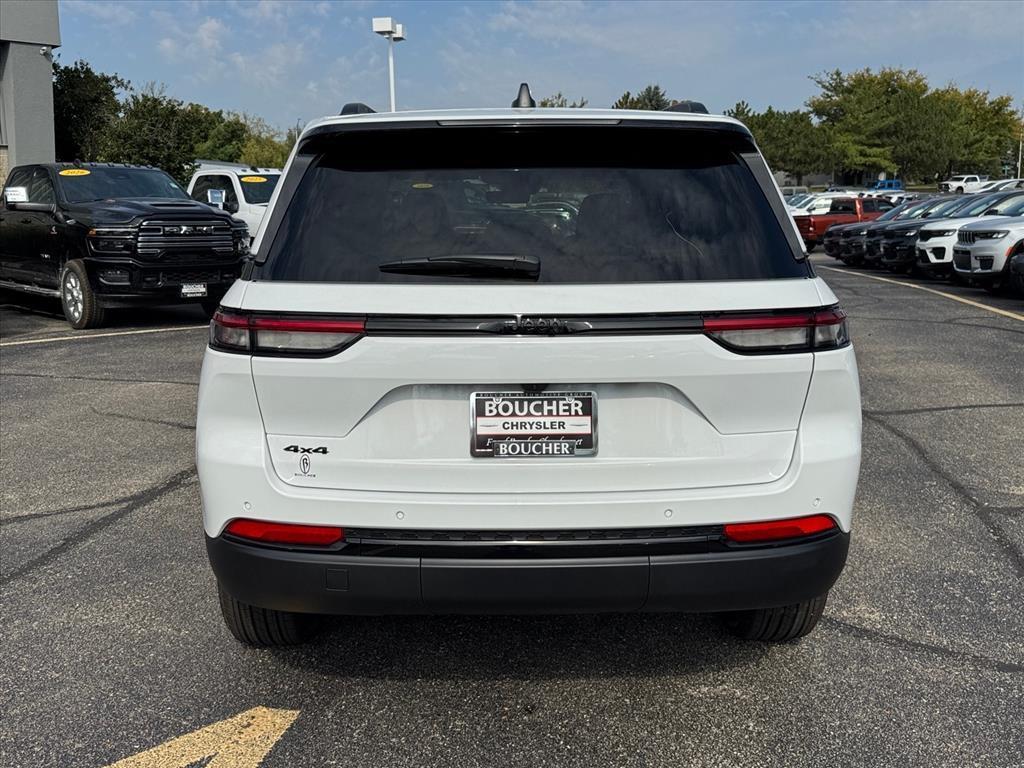 new 2025 Jeep Grand Cherokee car, priced at $41,583
