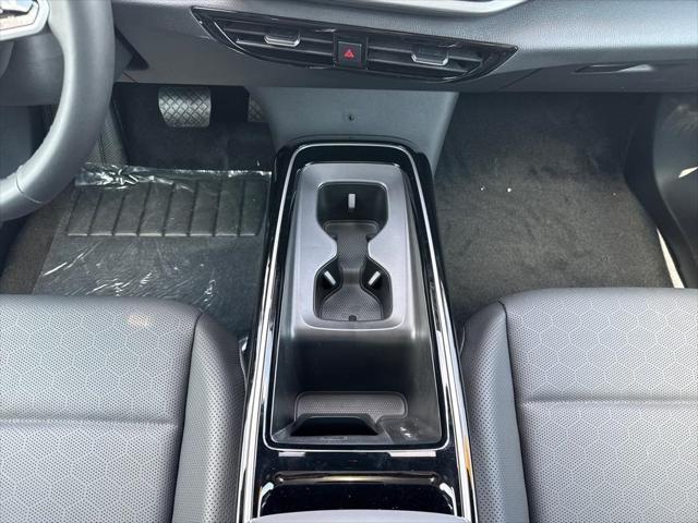 new 2025 Volkswagen ID.4 car, priced at $49,658