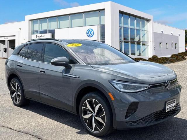 new 2025 Volkswagen ID.4 car, priced at $49,658