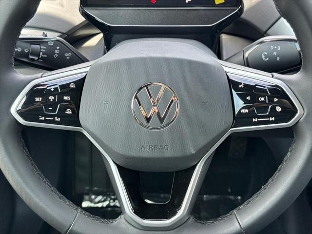new 2025 Volkswagen ID.4 car, priced at $49,658